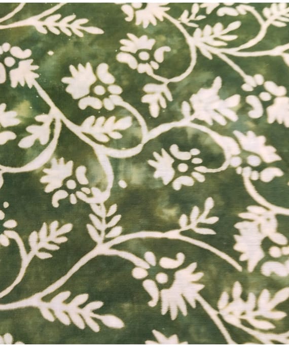 GREEN FLORAL COTTON DISCHARGE PRINT